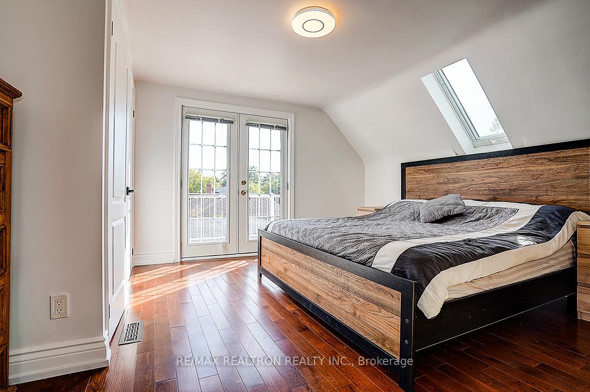 Photo 32 of 900&904 Parklane Avenue, Oshawa, Eastdale — HOMEH