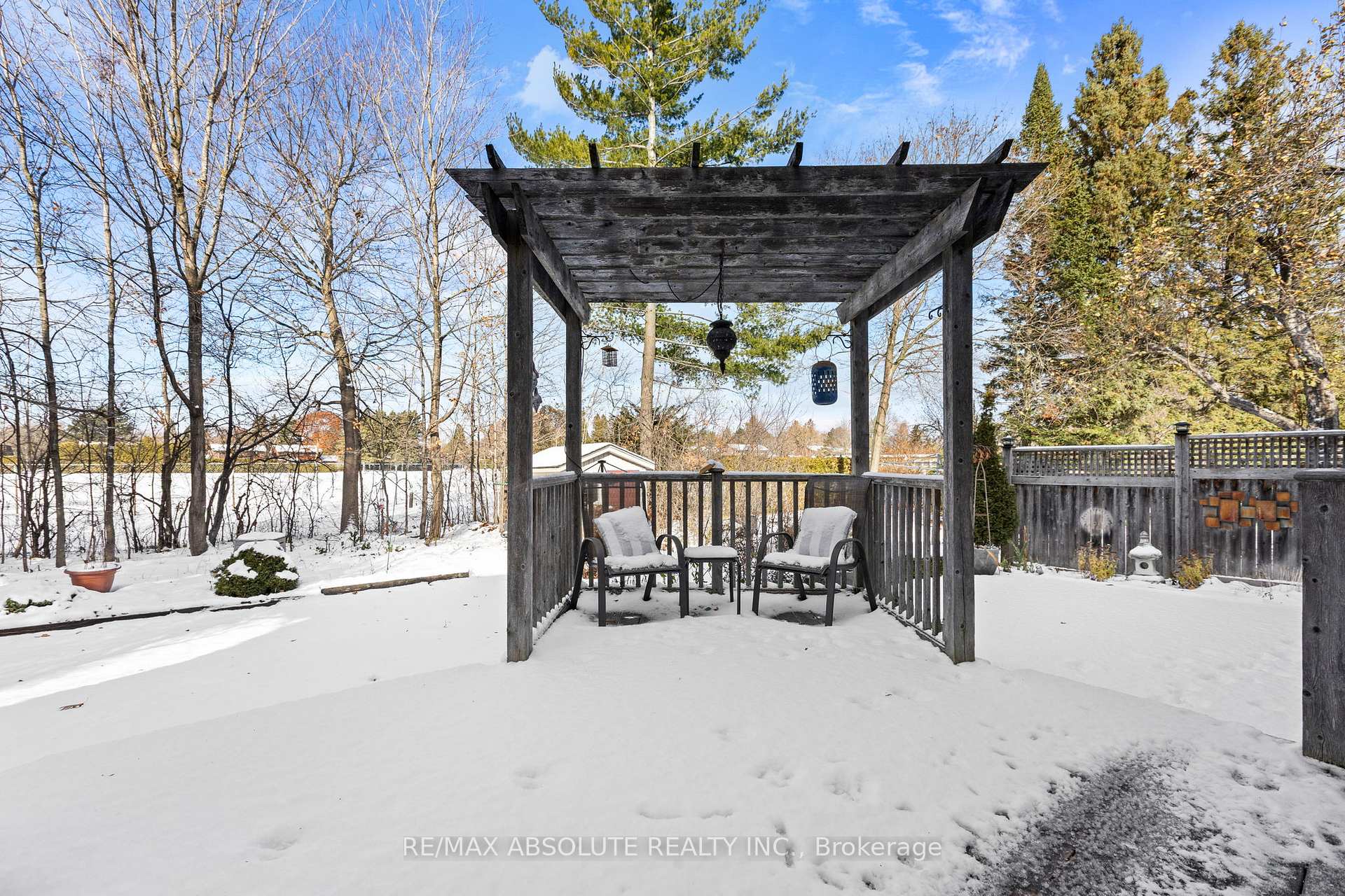 Photo 5 of 22 Banting Crescent, Ottawa, Kanata - Beaverbrook — HOMEH