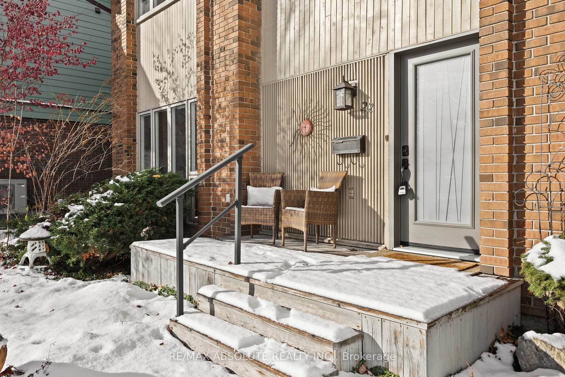 Photo 7 of 22 Banting Crescent, Ottawa, Kanata - Beaverbrook — HOMEH