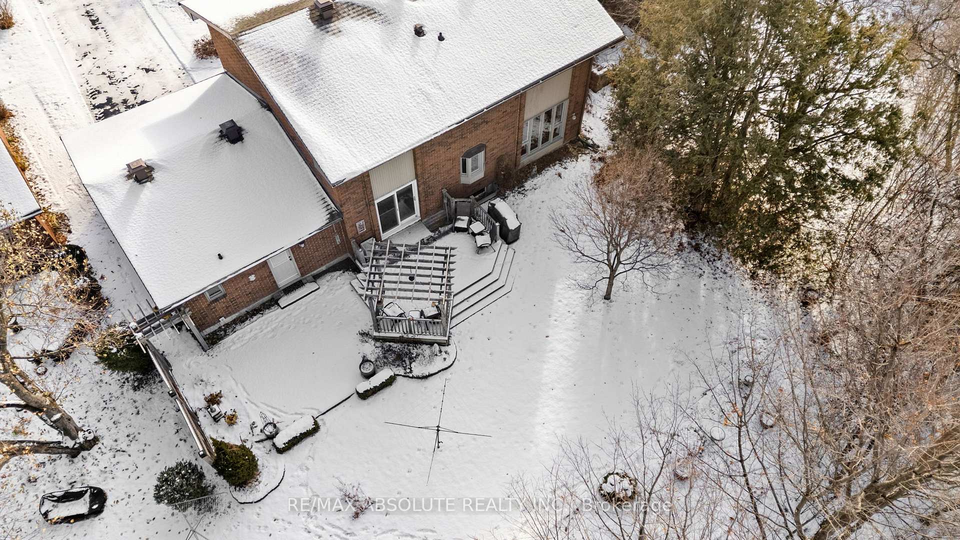 Photo 38 of 22 Banting Crescent, Ottawa, Kanata - Beaverbrook — HOMEH