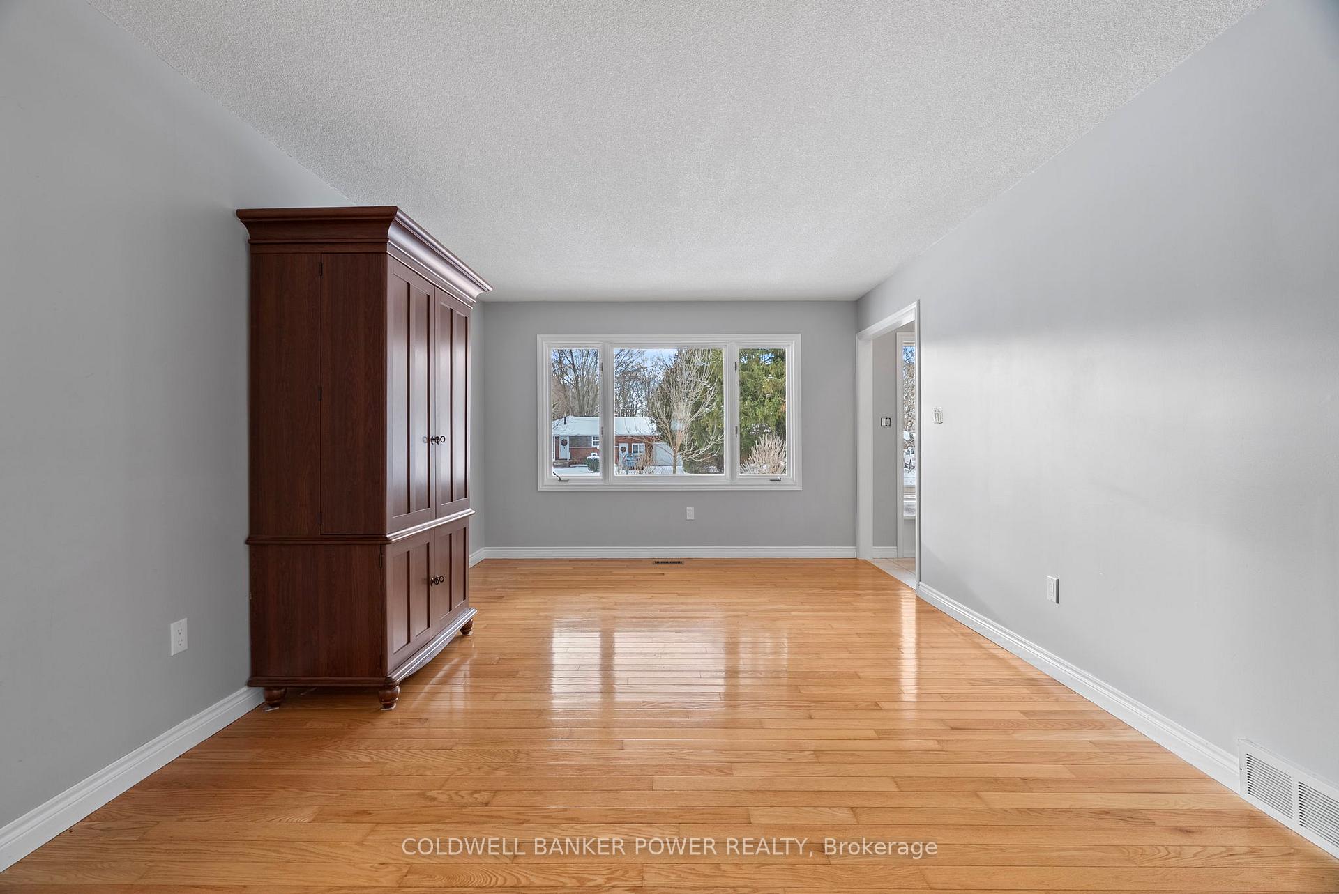 Photo 10 of 3558 Springer Road, Middlesex Centre, Delaware Town — HOMEH
