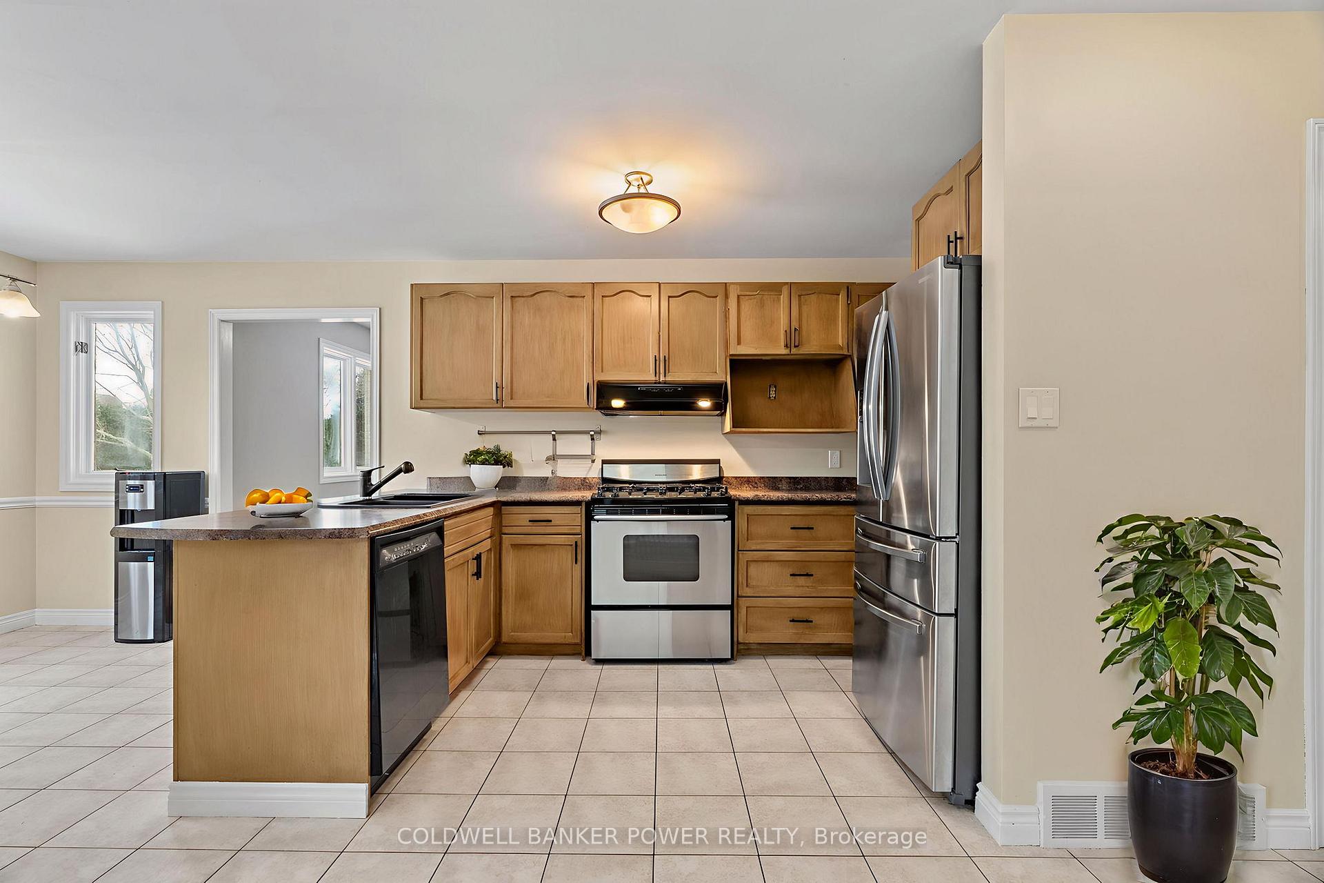 Photo 15 of 3558 Springer Road, Middlesex Centre, Delaware Town — HOMEH