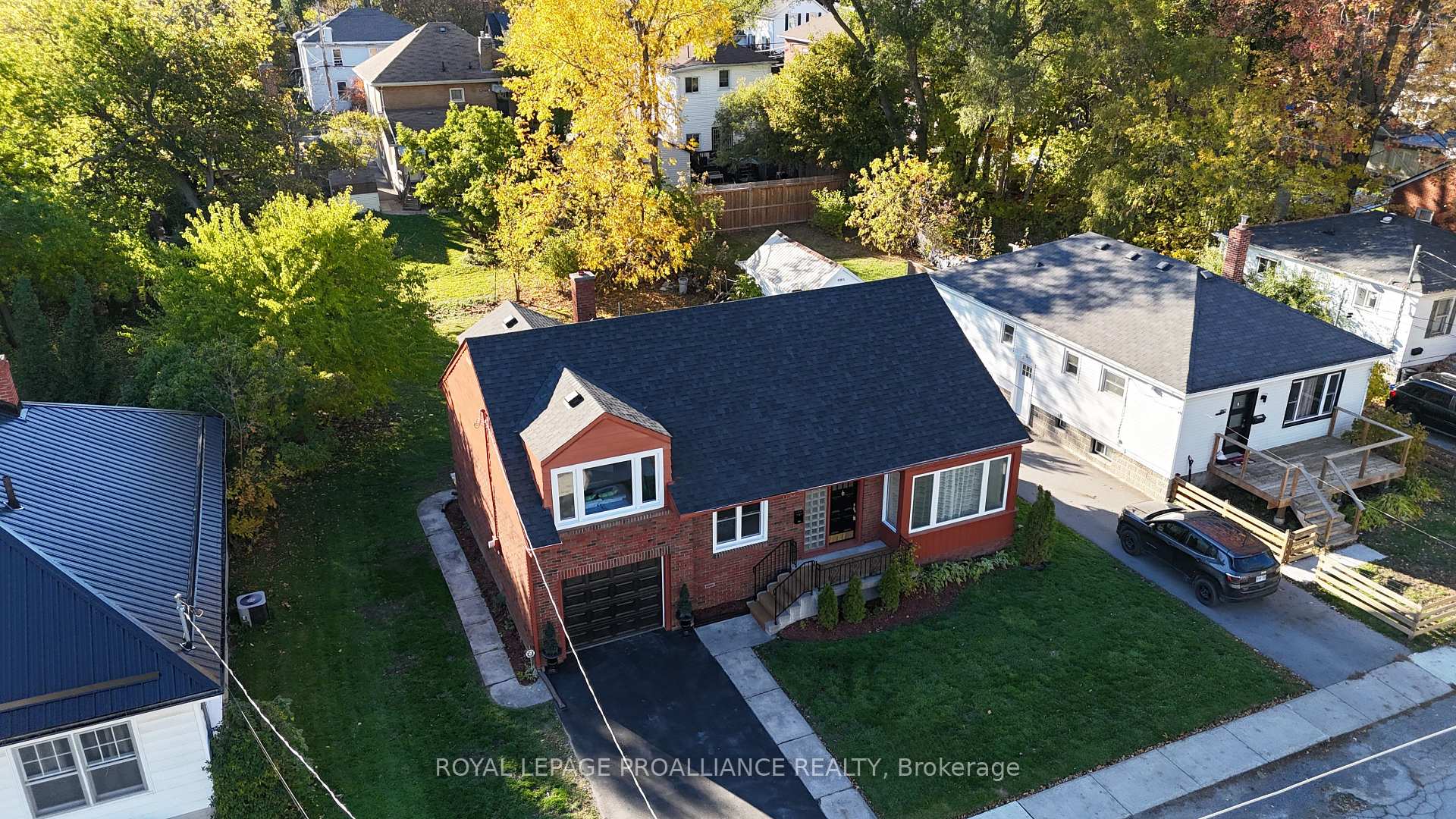Photo 33 of 178 Burnham Street, Belleville, Belleville Ward — HOMEH
