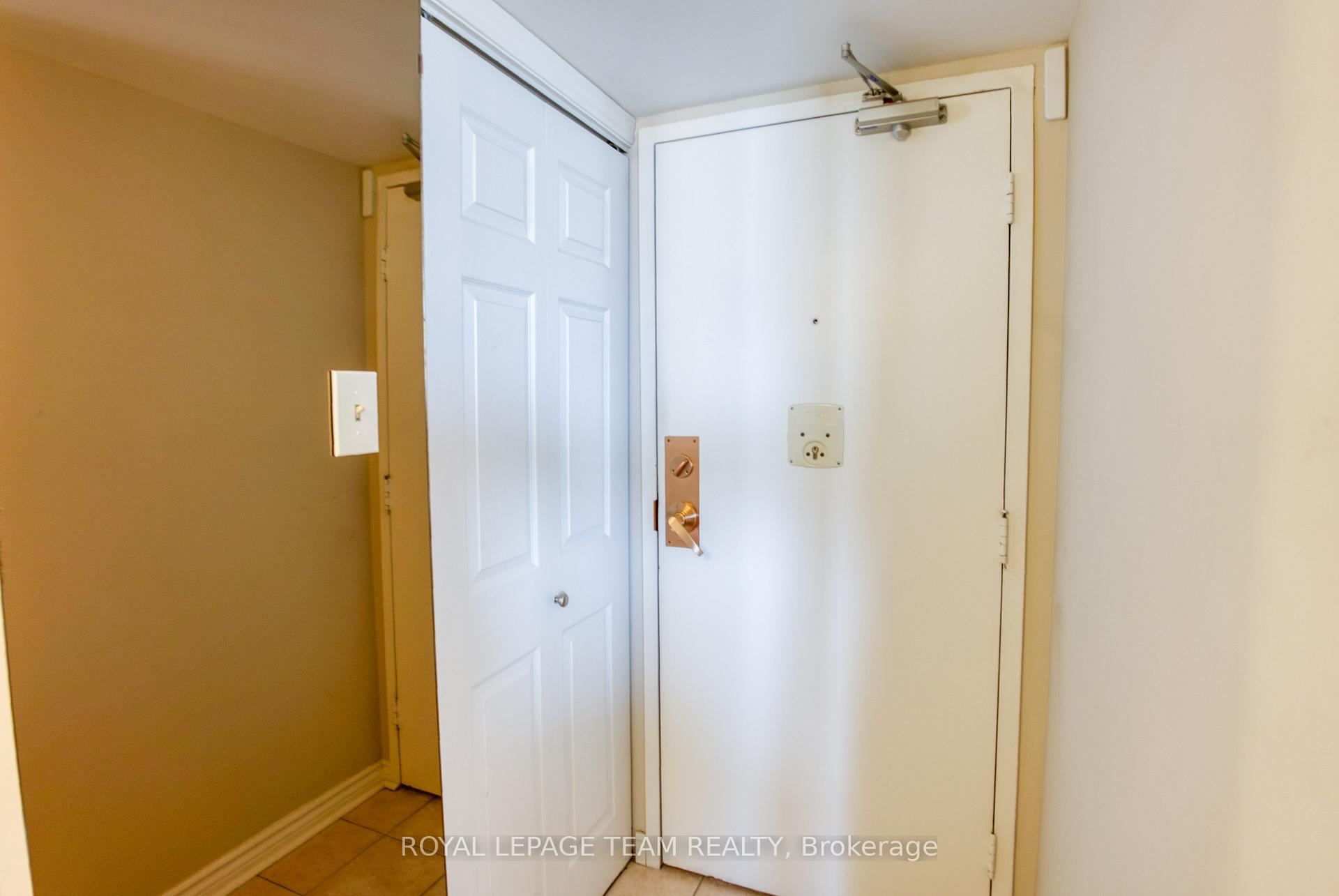 Photo 4 of Unit 2006, 1195 Richmond Road, Ottawa, Woodroffe — HOMEH