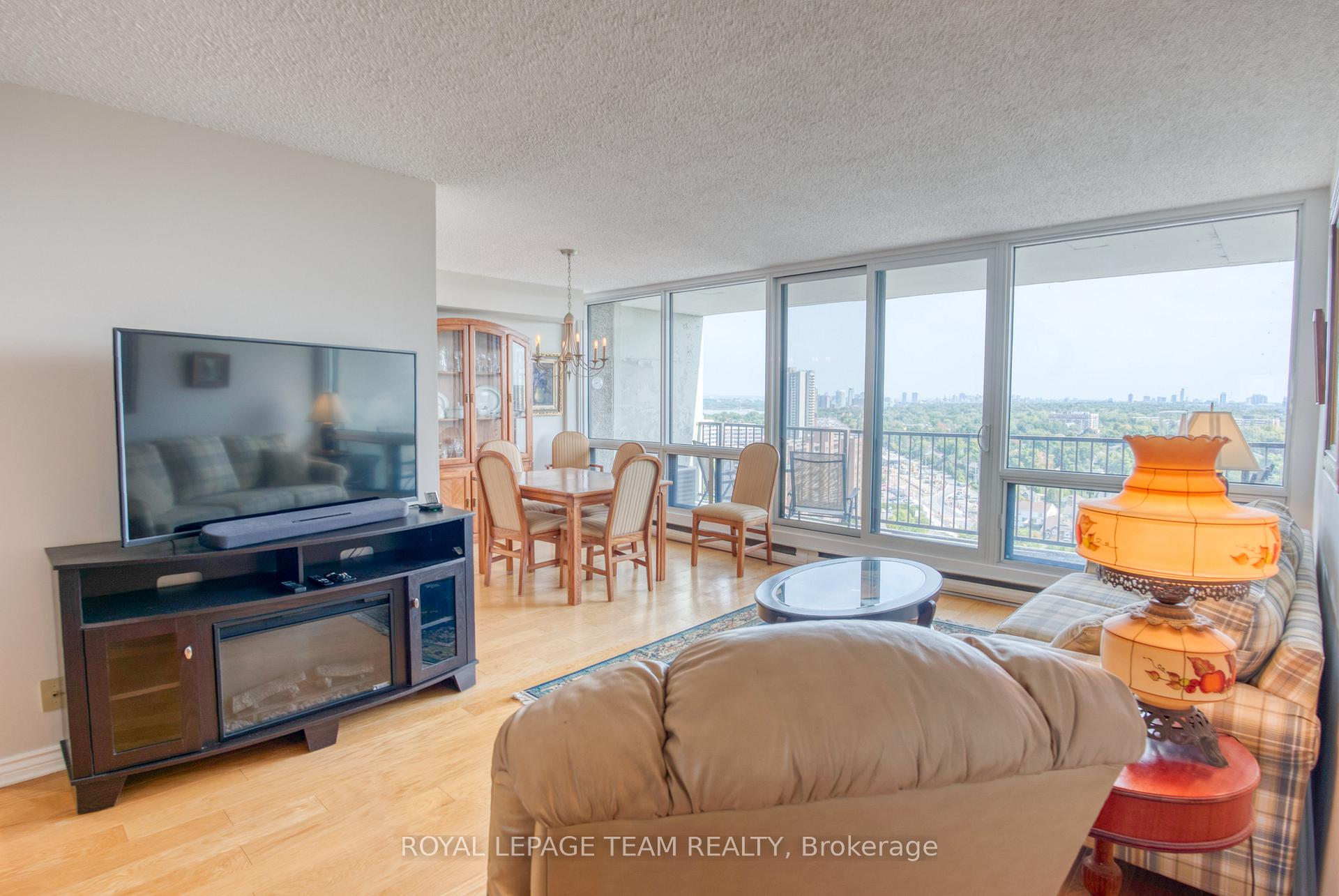 Photo 5 of Unit 2006, 1195 Richmond Road, Ottawa, Woodroffe — HOMEH