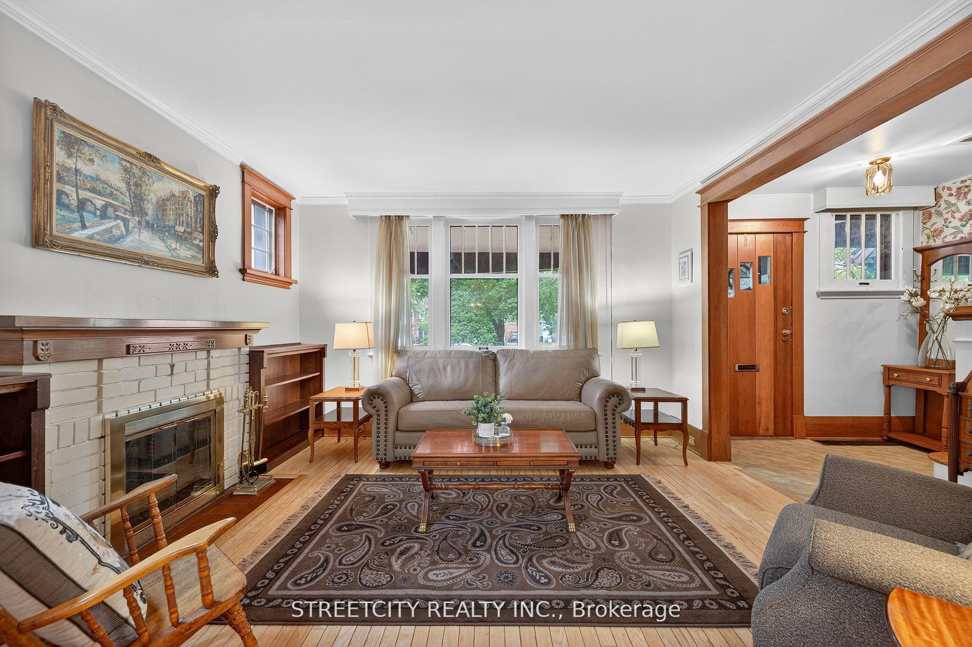 Photo 8 of 947 Maitland Street, London, East B — HOMEH