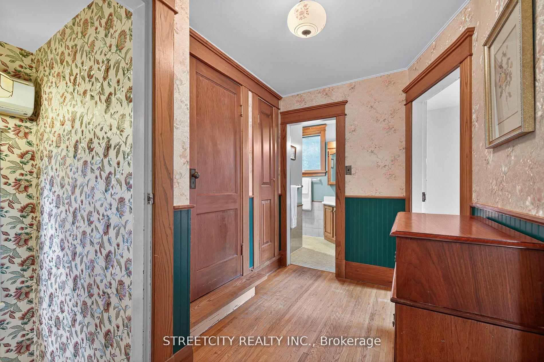 Photo 17 of 947 Maitland Street, London, East B — HOMEH