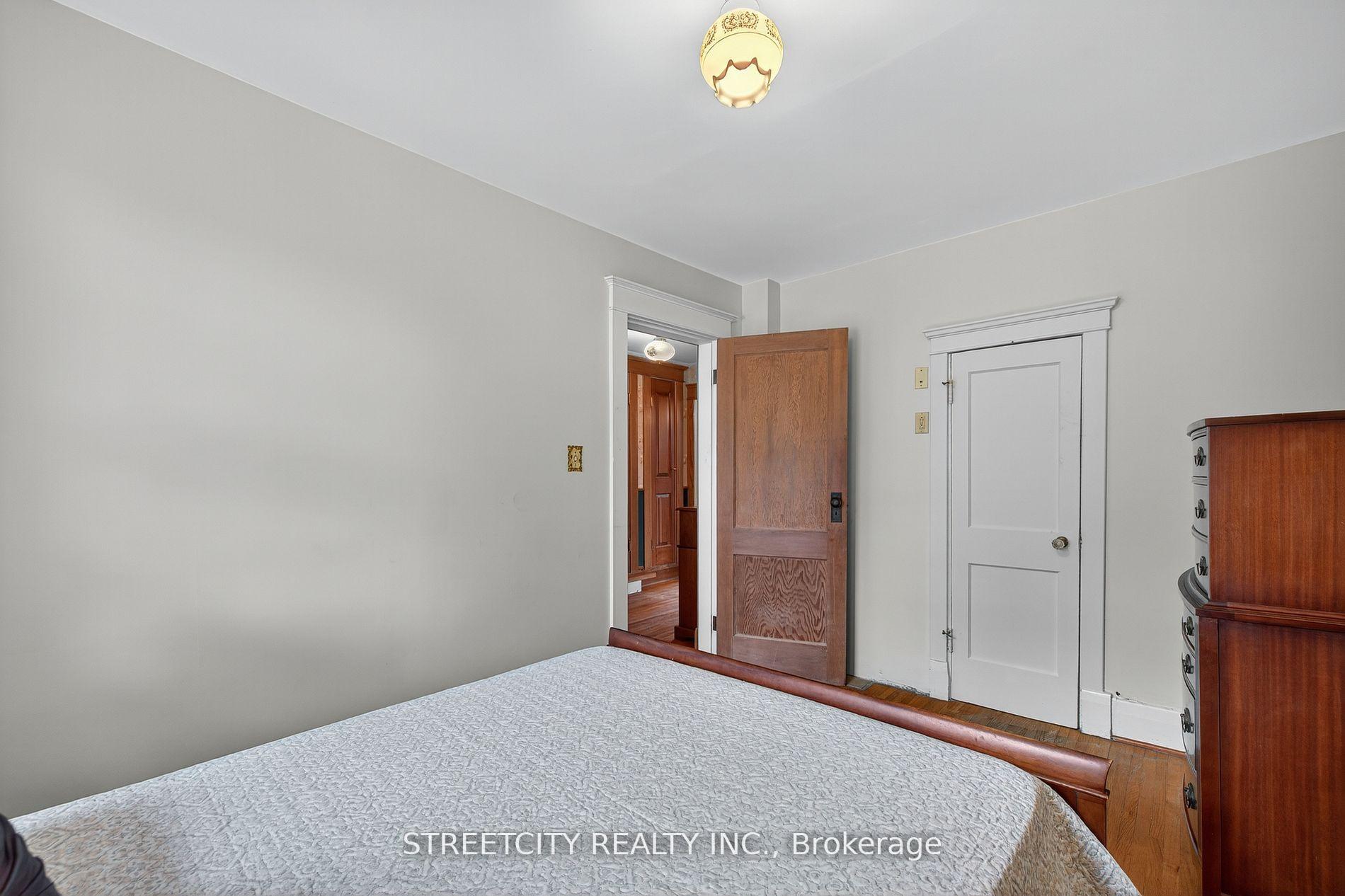Photo 20 of 947 Maitland Street, London, East B — HOMEH