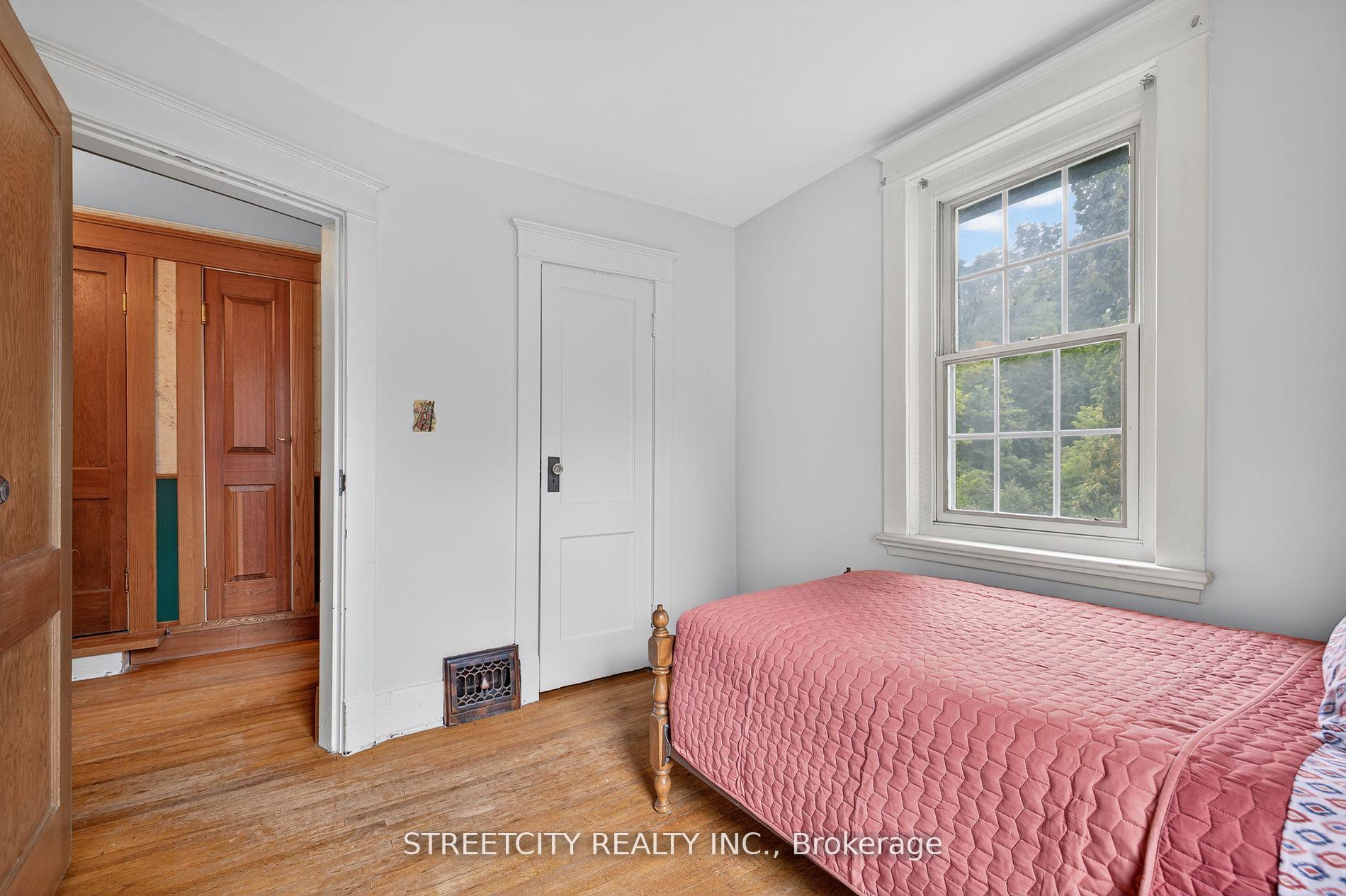 Photo 22 of 947 Maitland Street, London, East B — HOMEH