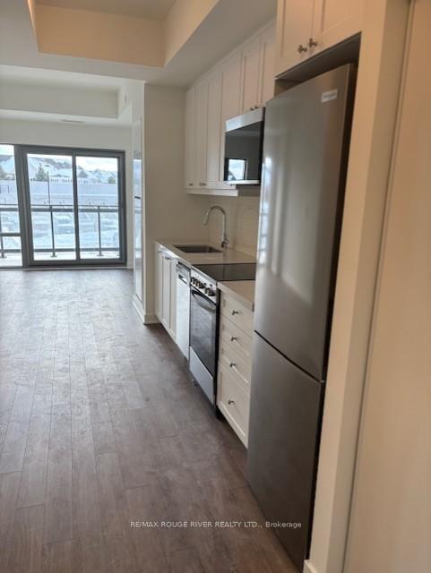Photo 4 of Unit 225, 51 Clarington Boulevard, Clarington, Bowmanville — HOMEH