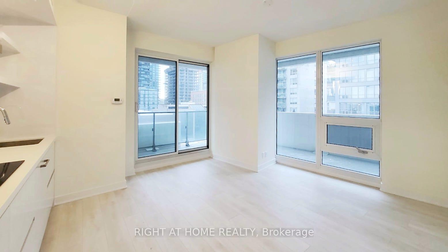 Photo 23 of Unit 902, 2221 Yonge Street, Toronto, Mount Pleasant West — HOMEH