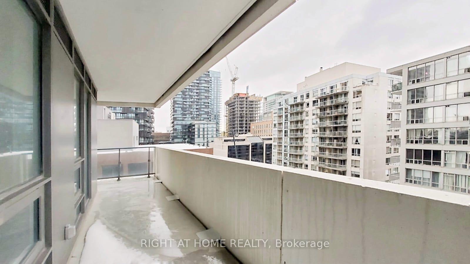 Photo 15 of Unit 902, 2221 Yonge Street, Toronto, Mount Pleasant West — HOMEH