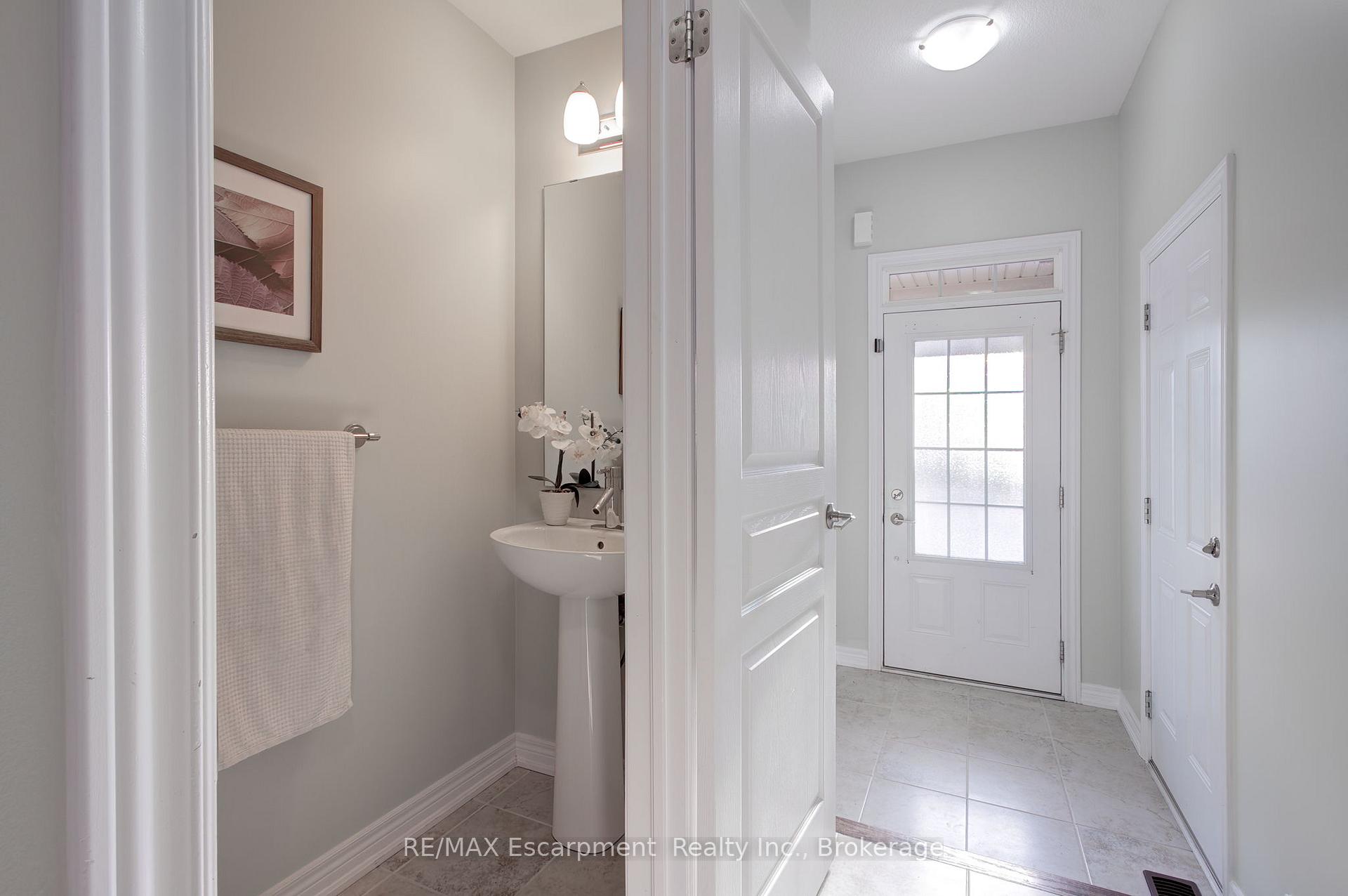 Photo 4 of Unit 77, 515 Winston Road, Grimsby, Grimsby Beach — HOMEH