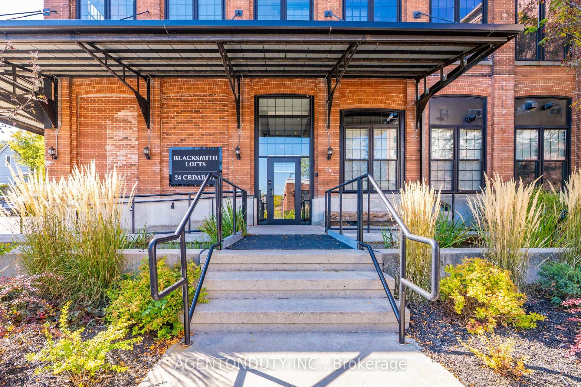 Photo 2 of Unit 101, 24 Cedar Street, Cambridge — HOMEH