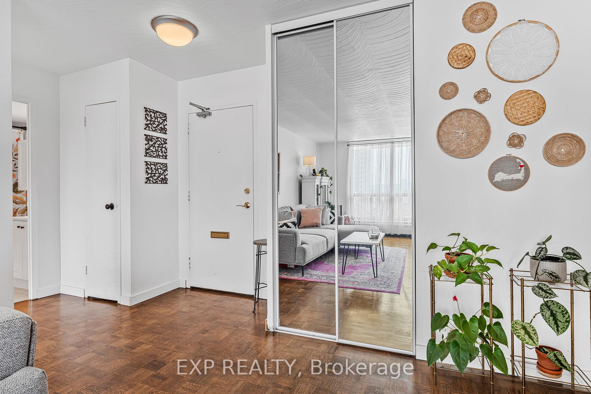 Photo 6 of Unit 509, 15 Towering Heights Boulevard, St. Catharines, Glendale/Glenridge — HOMEH