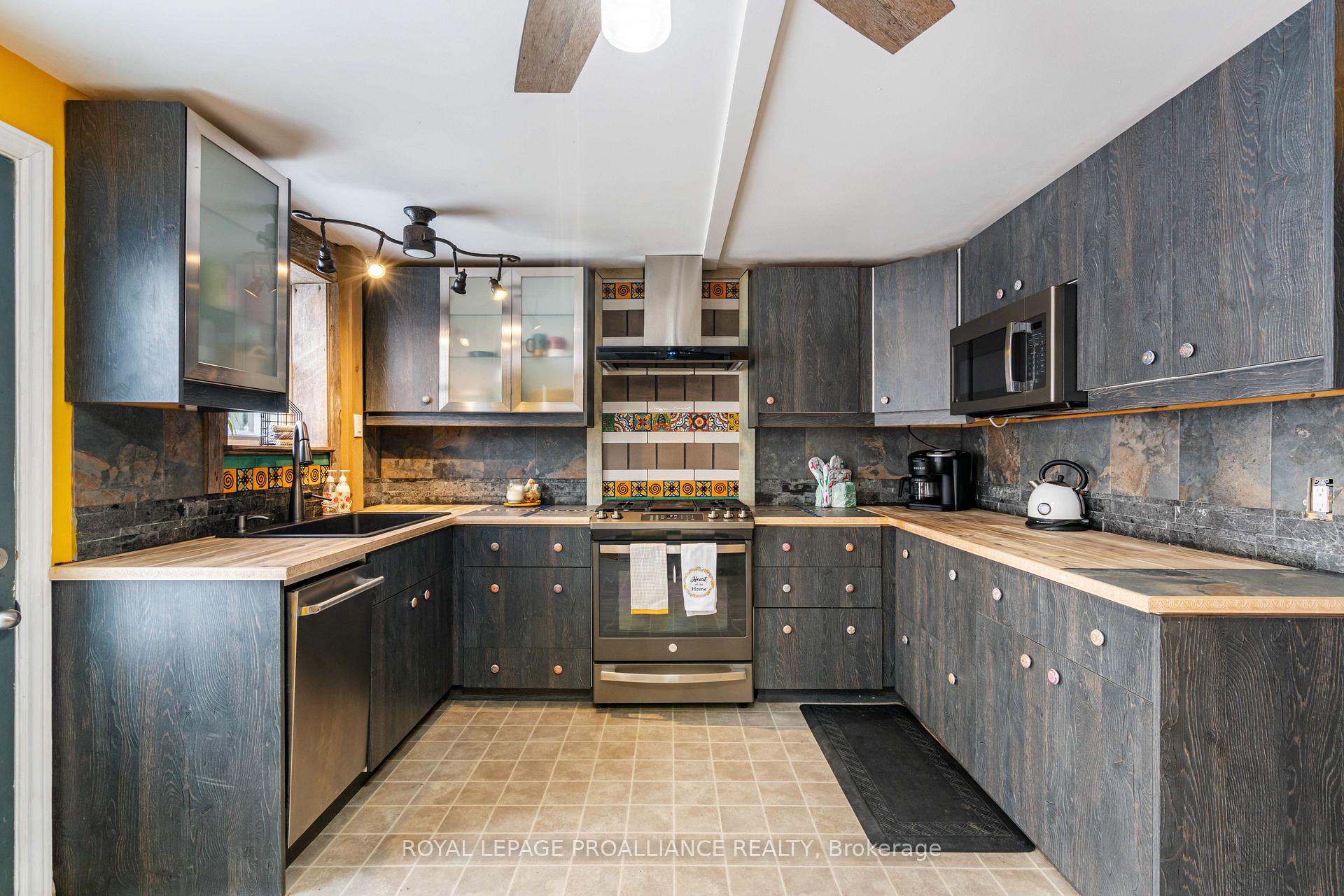 Photo 12 of 171 Shanly Road, Edwardsburgh/Cardinal, Town of Cardinal — HOMEH