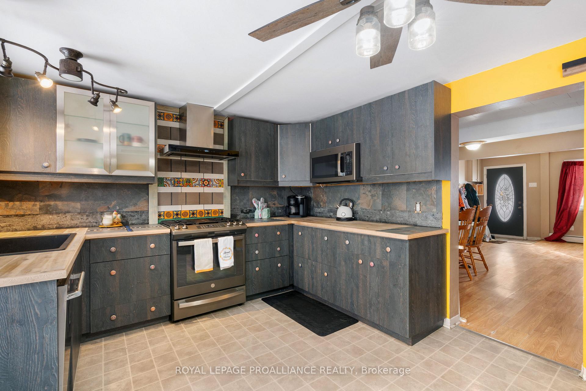 Photo 13 of 171 Shanly Road, Edwardsburgh/Cardinal, Town of Cardinal — HOMEH