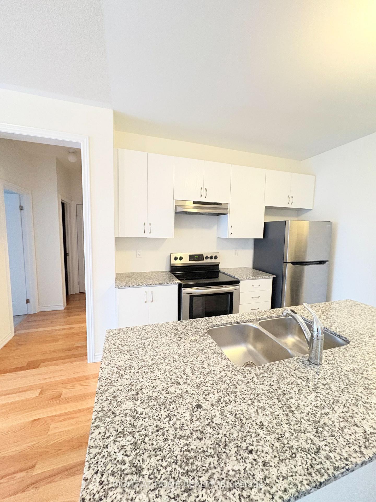 Photo 2 of Unit main, 62 Bannister Road, Barrie, Rural Barrie Southeast — HOMEH
