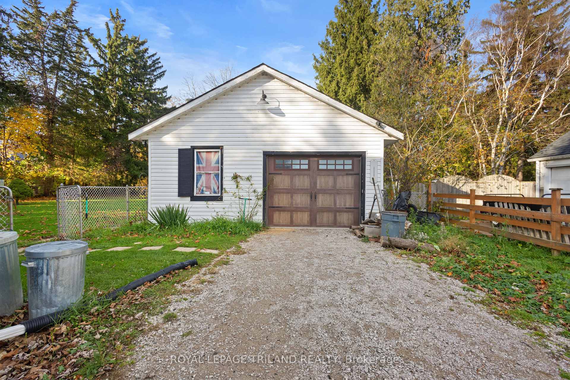 Photo 6 of 1248 Southdale Road E, London, South S — HOMEH