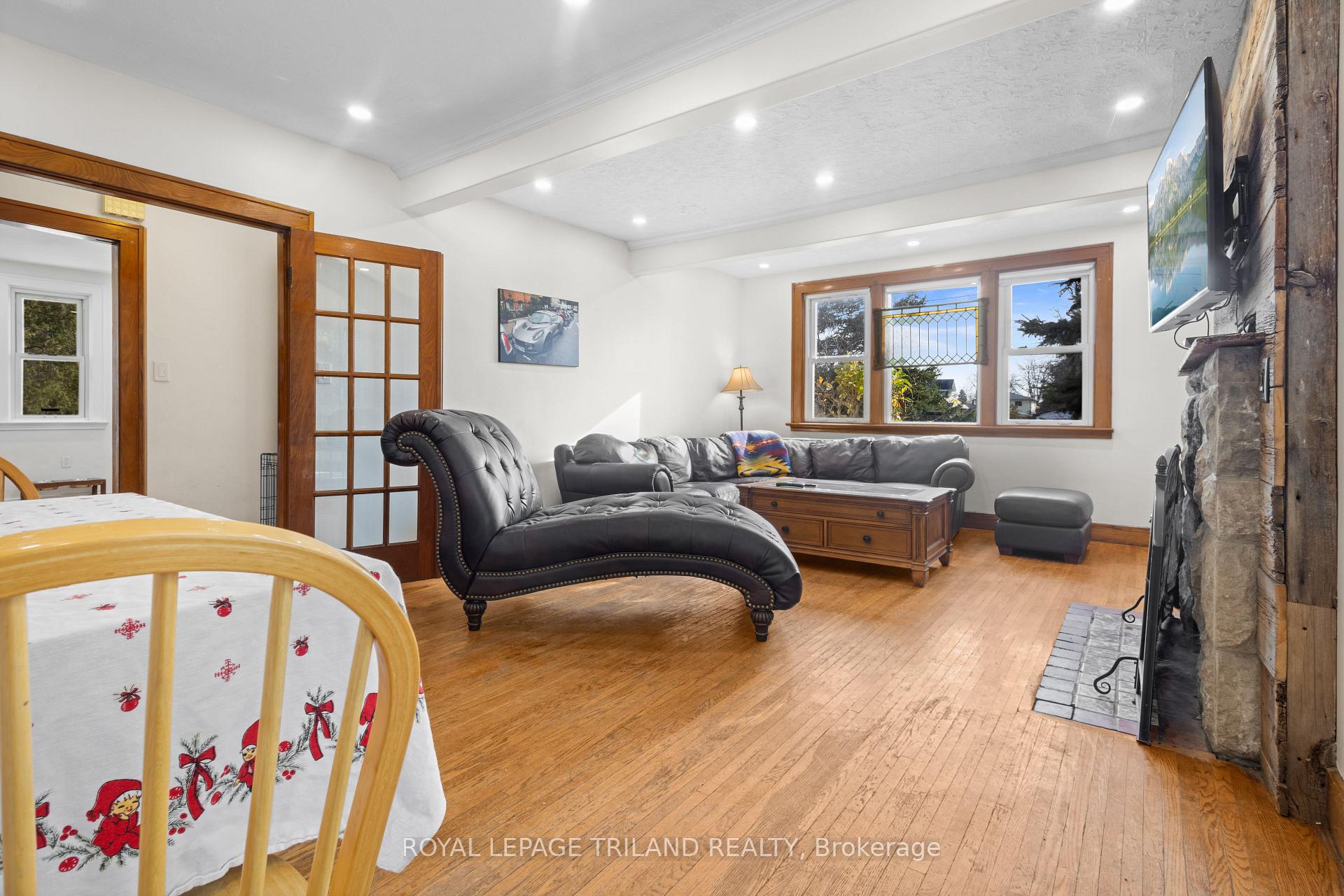 Photo 12 of 1248 Southdale Road E, London, South S — HOMEH