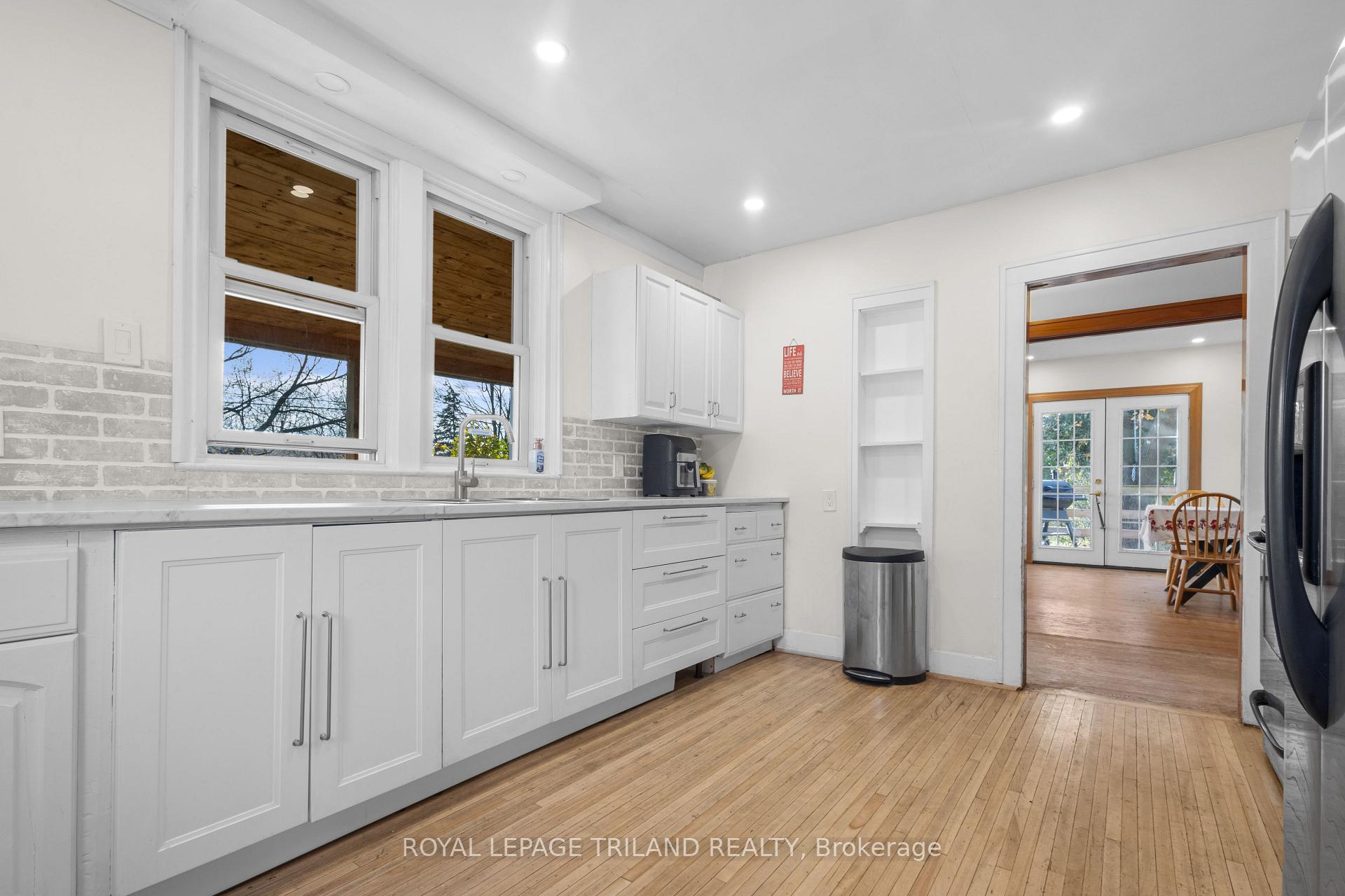 Photo 15 of 1248 Southdale Road E, London, South S — HOMEH