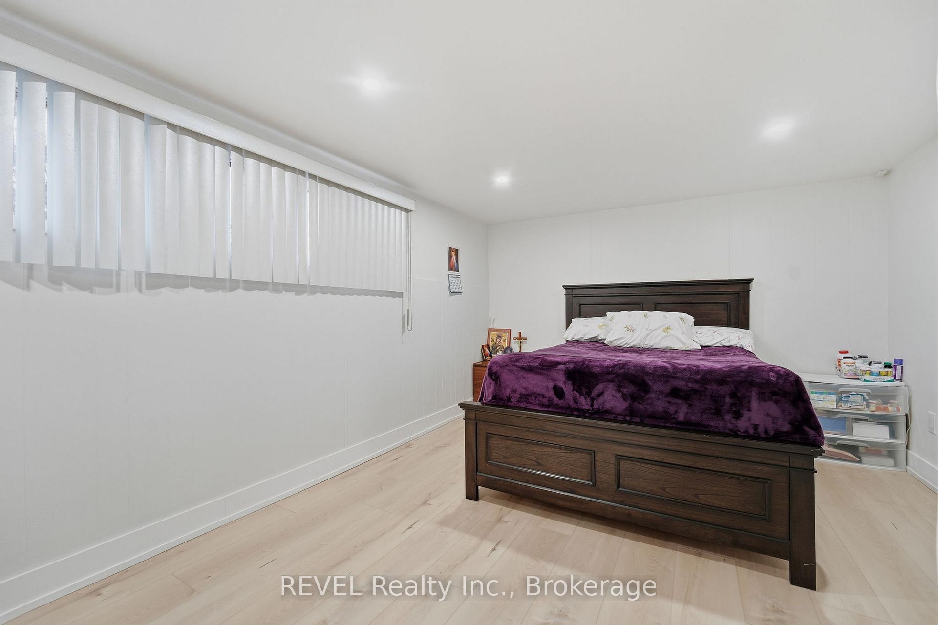 Photo 21 of 1 Laval Avenue, Welland, Lincoln/Crowland — HOMEH