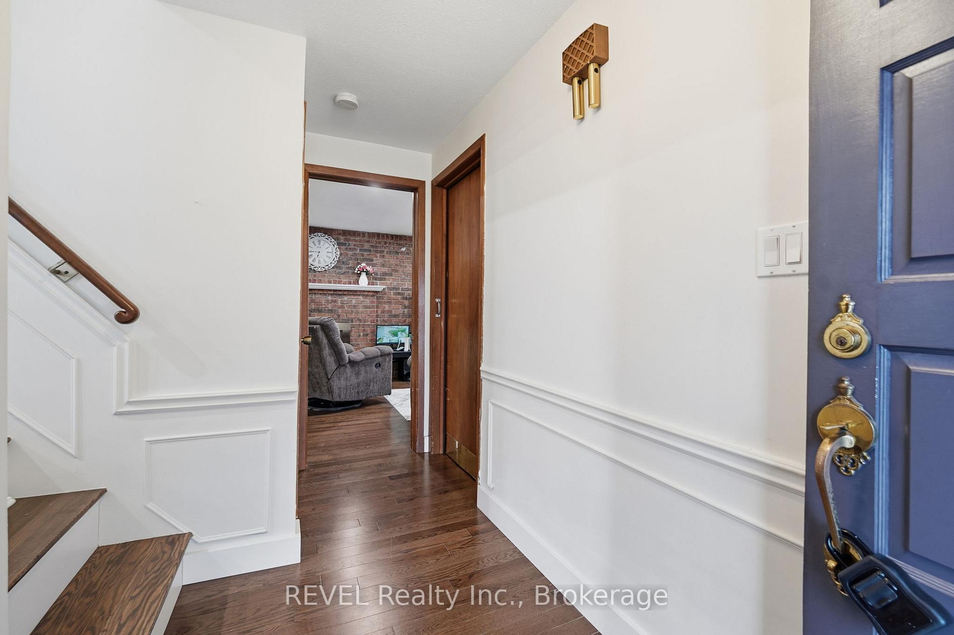 Photo 23 of 1 Laval Avenue, Welland, Lincoln/Crowland — HOMEH
