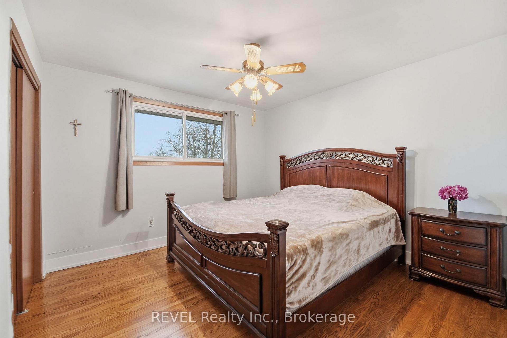 Photo 35 of 1 Laval Avenue, Welland, Lincoln/Crowland — HOMEH