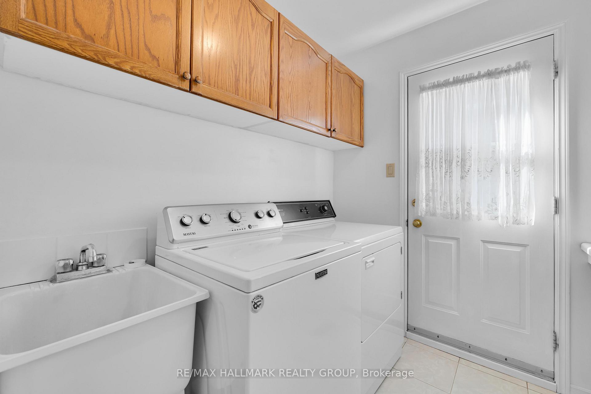 Photo 15 of 1396 Larose Avenue, Ottawa, Carlington — HOMEH