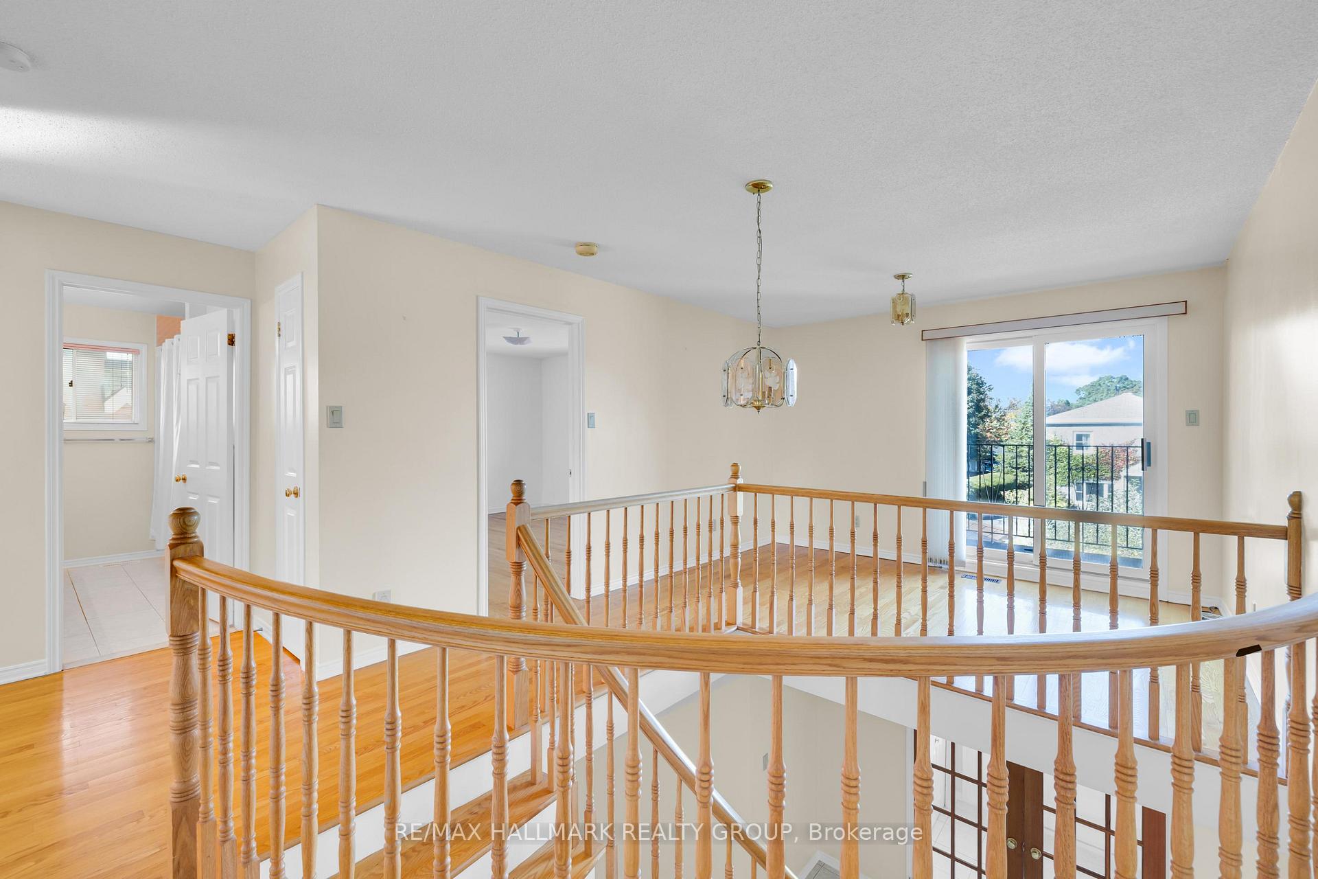Photo 16 of 1396 Larose Avenue, Ottawa, Carlington — HOMEH