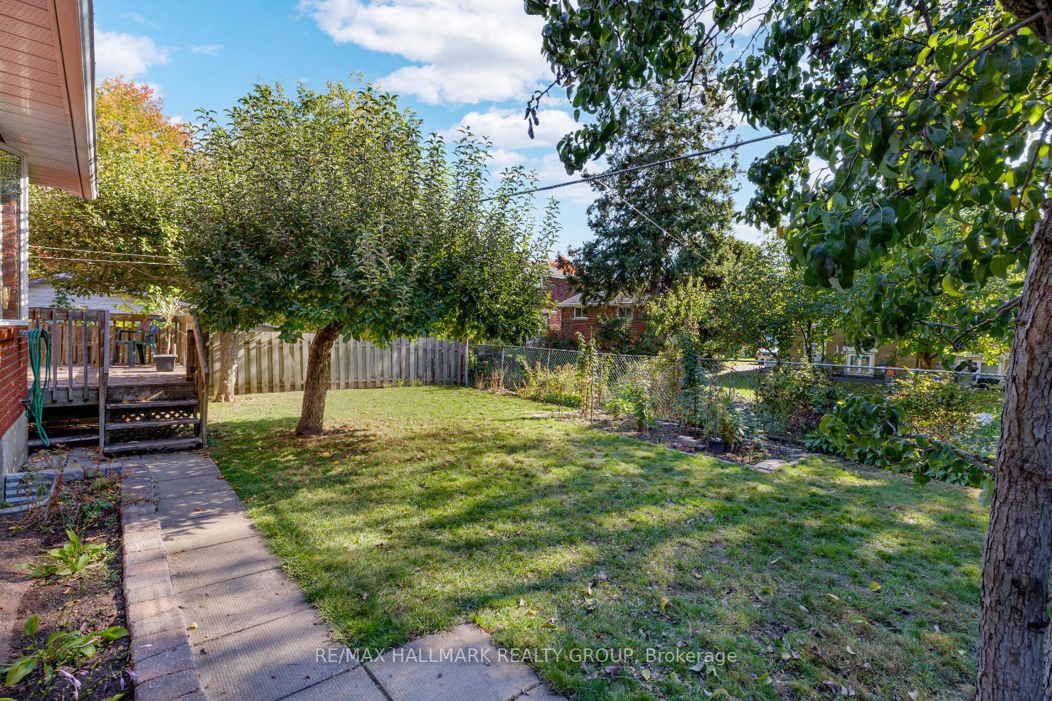 Photo 32 of 1396 Larose Avenue, Ottawa, Carlington — HOMEH