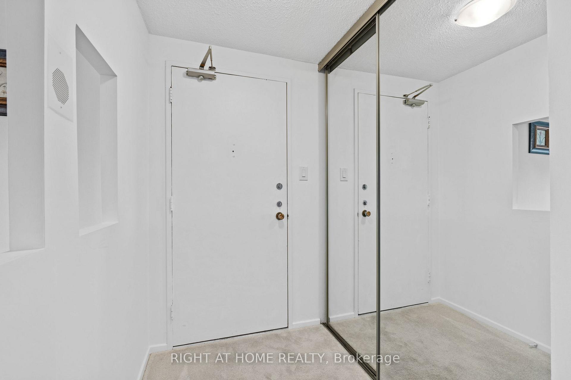 Photo 6 of Unit 906, 1171 Ambleside Drive, Ottawa, Woodroffe — HOMEH