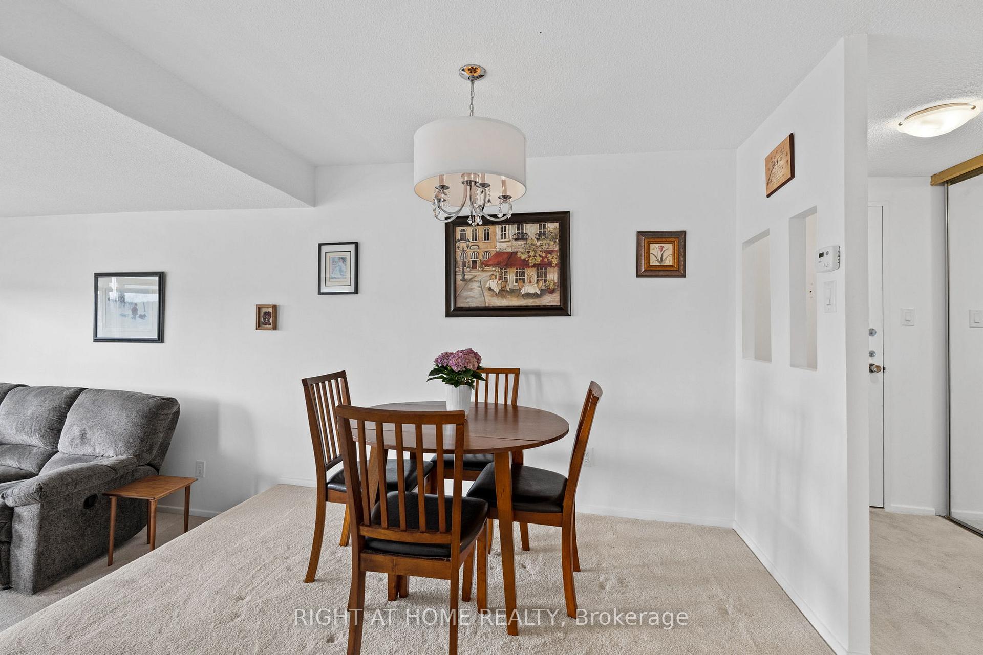 Photo 9 of Unit 906, 1171 Ambleside Drive, Ottawa, Woodroffe — HOMEH