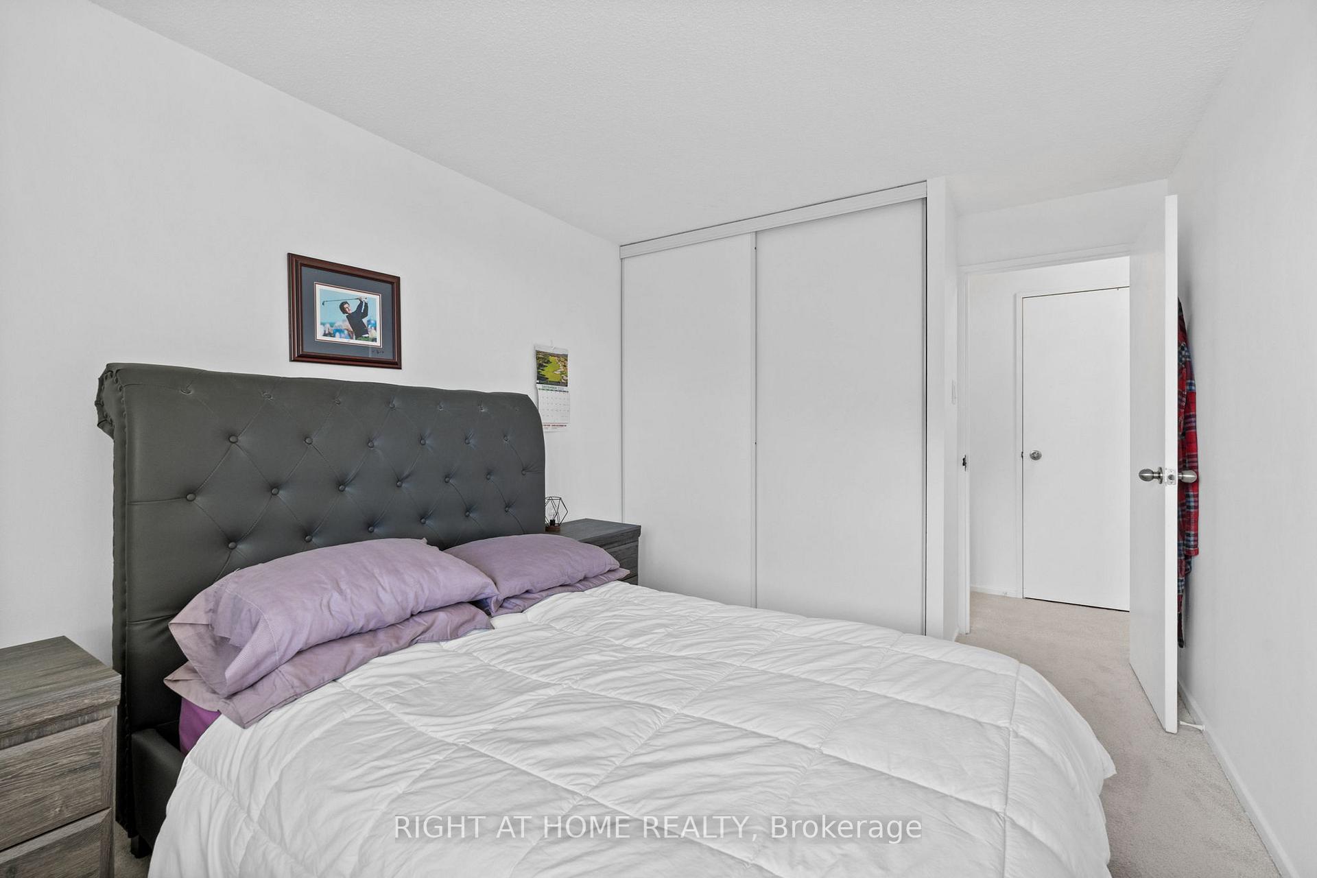 Photo 23 of Unit 906, 1171 Ambleside Drive, Ottawa, Woodroffe — HOMEH