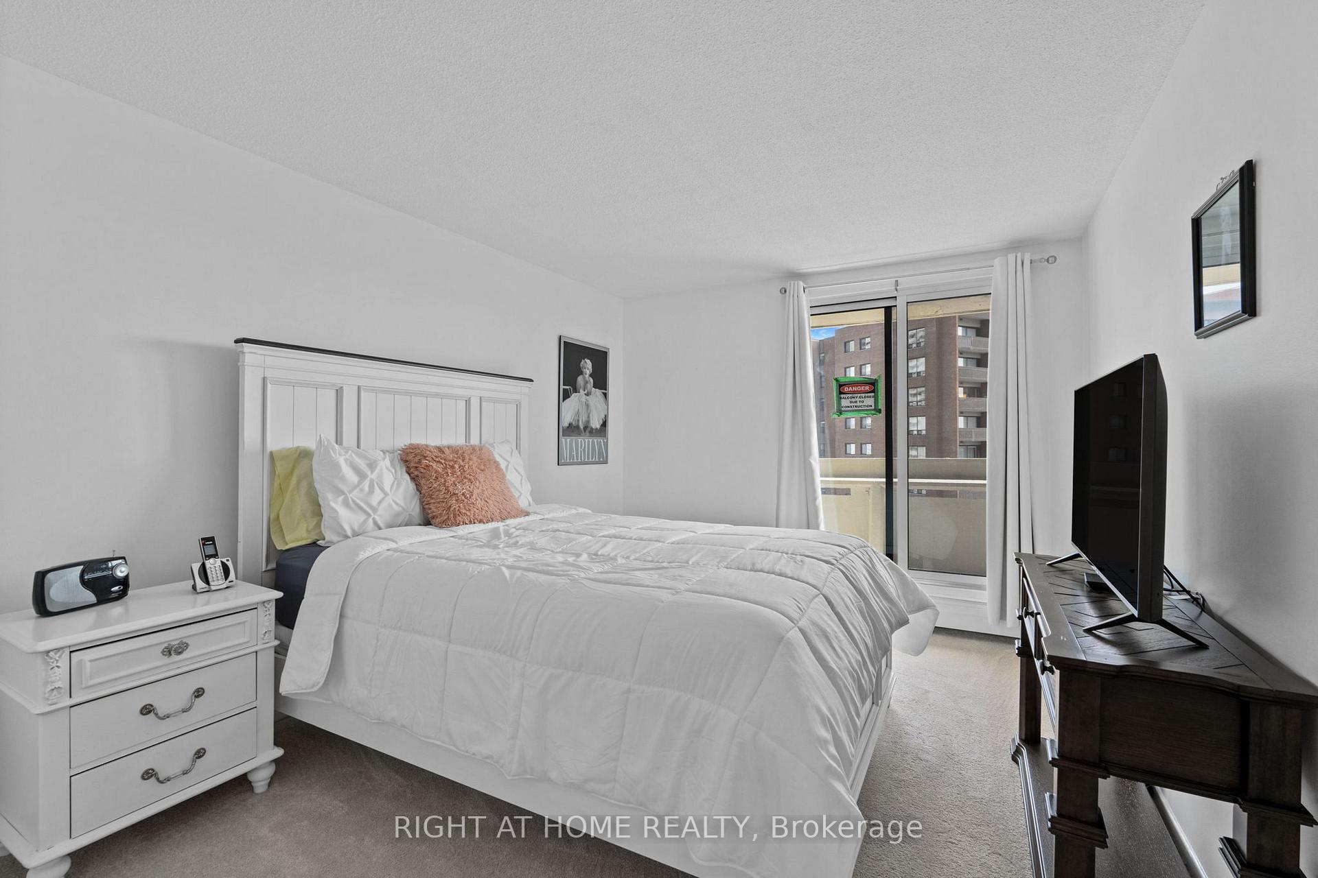 Photo 24 of Unit 906, 1171 Ambleside Drive, Ottawa, Woodroffe — HOMEH