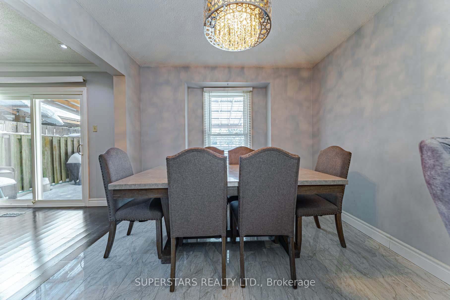 Photo 7 of 58 Fordcombe Crescent, Markham, Milliken Mills West — HOMEH