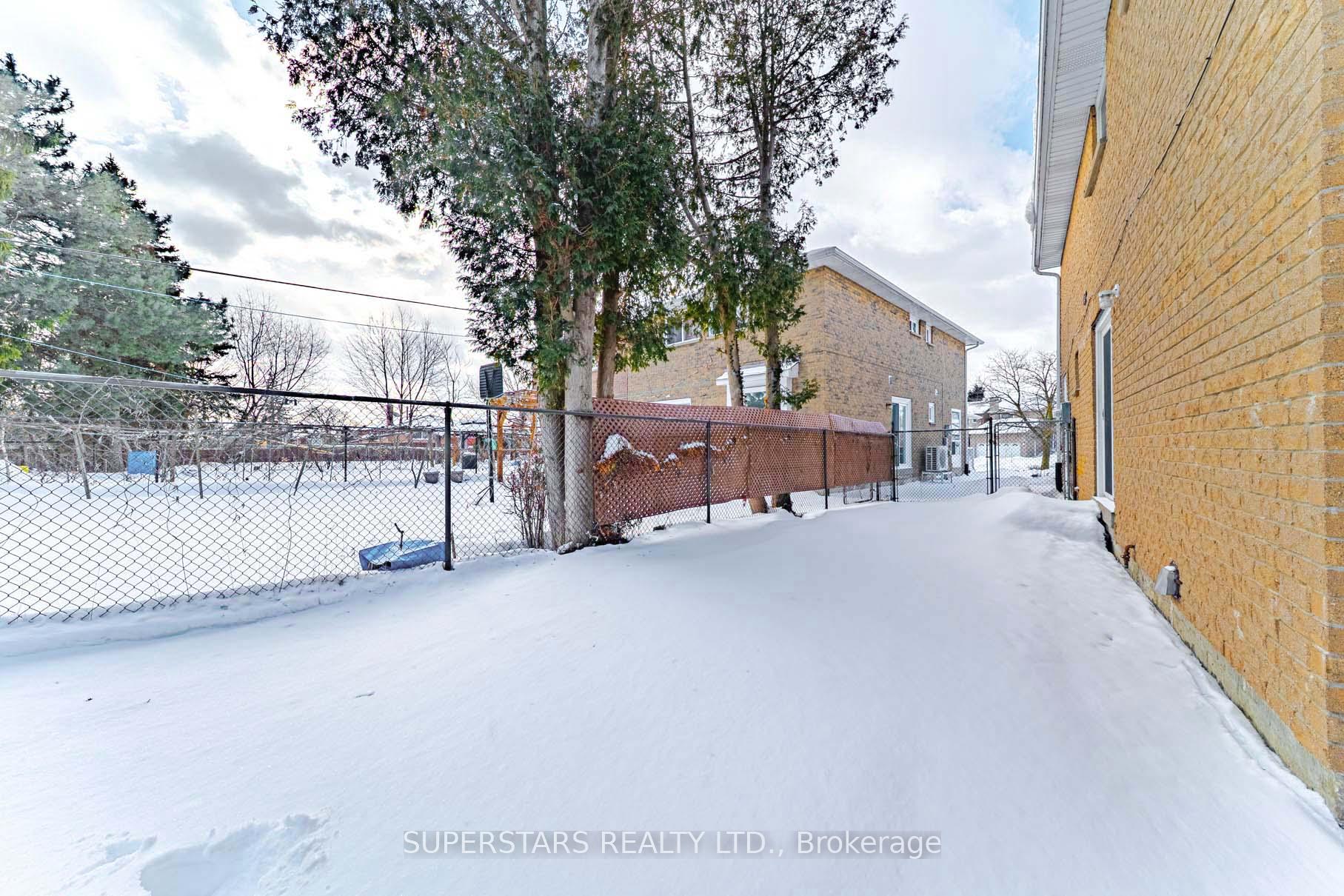 Photo 33 of 58 Fordcombe Crescent, Markham, Milliken Mills West — HOMEH
