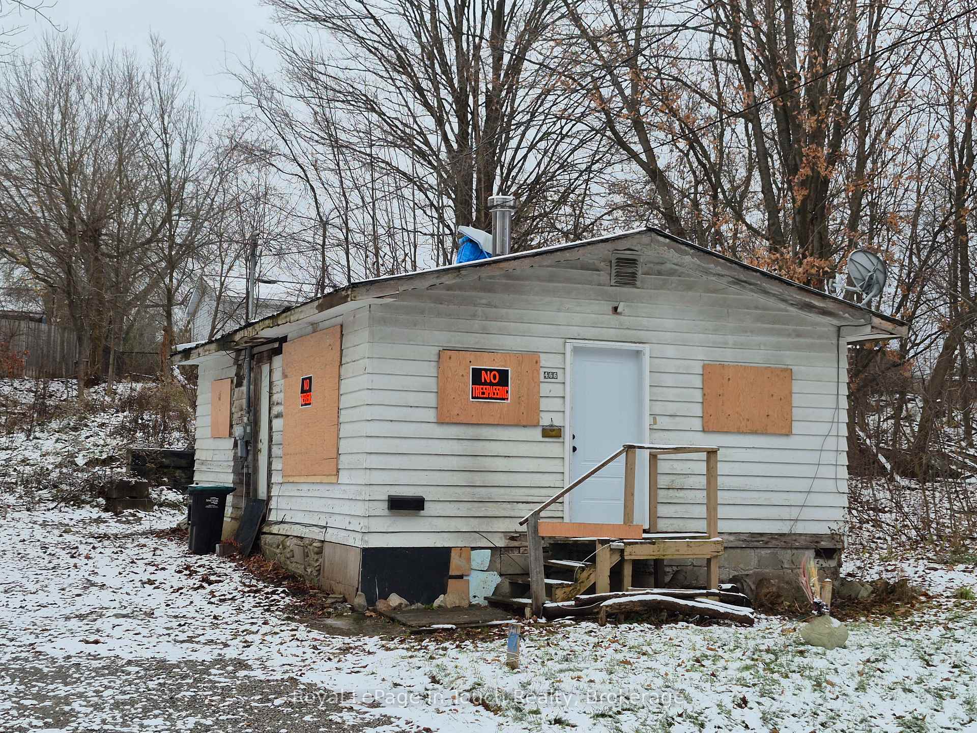 Photo 6 of 466 Fifth Avenue, Tay, Port McNicoll — HOMEH