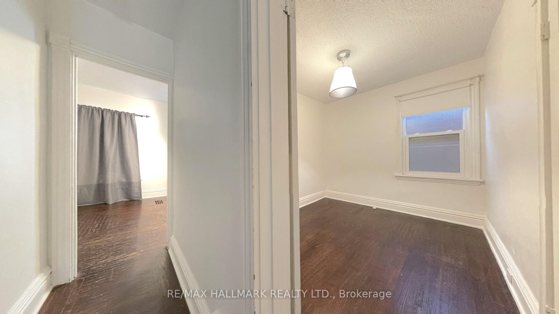 Photo 14 of Unit UPPER, 149 Wellington Street S, Hamilton, Corktown — HOMEH