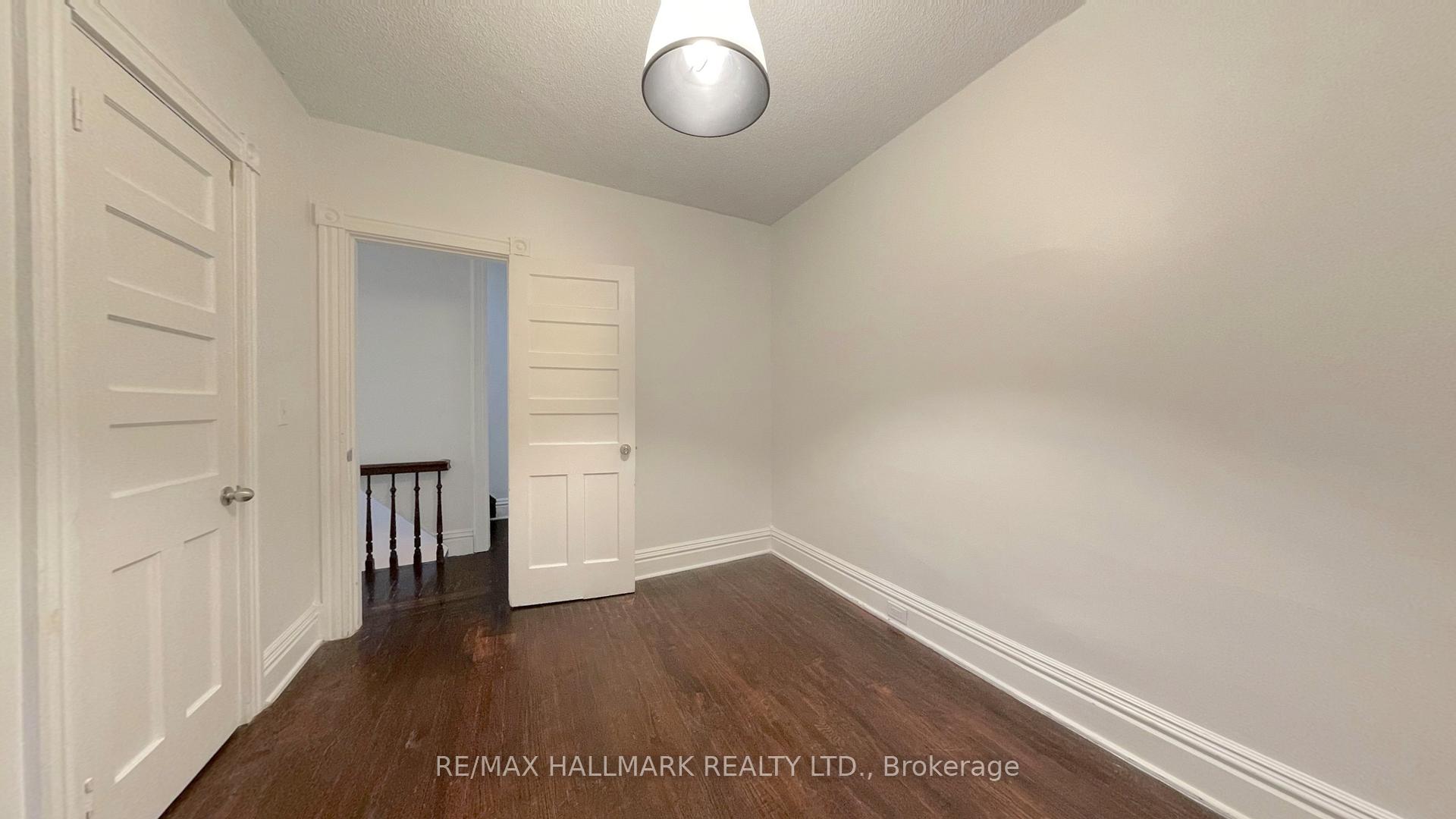 Photo 15 of Unit UPPER, 149 Wellington Street S, Hamilton, Corktown — HOMEH