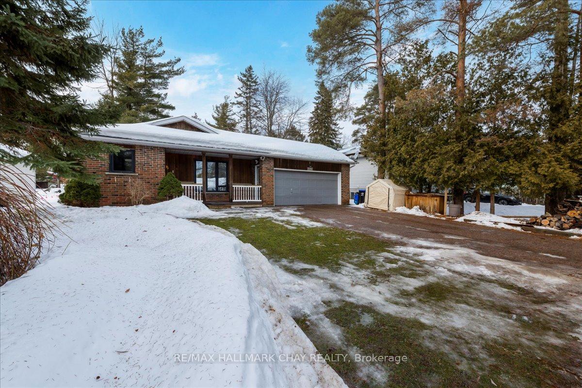 Photo 2 of 2286 25th Side Road, Innisfil, Alcona — HOMEH