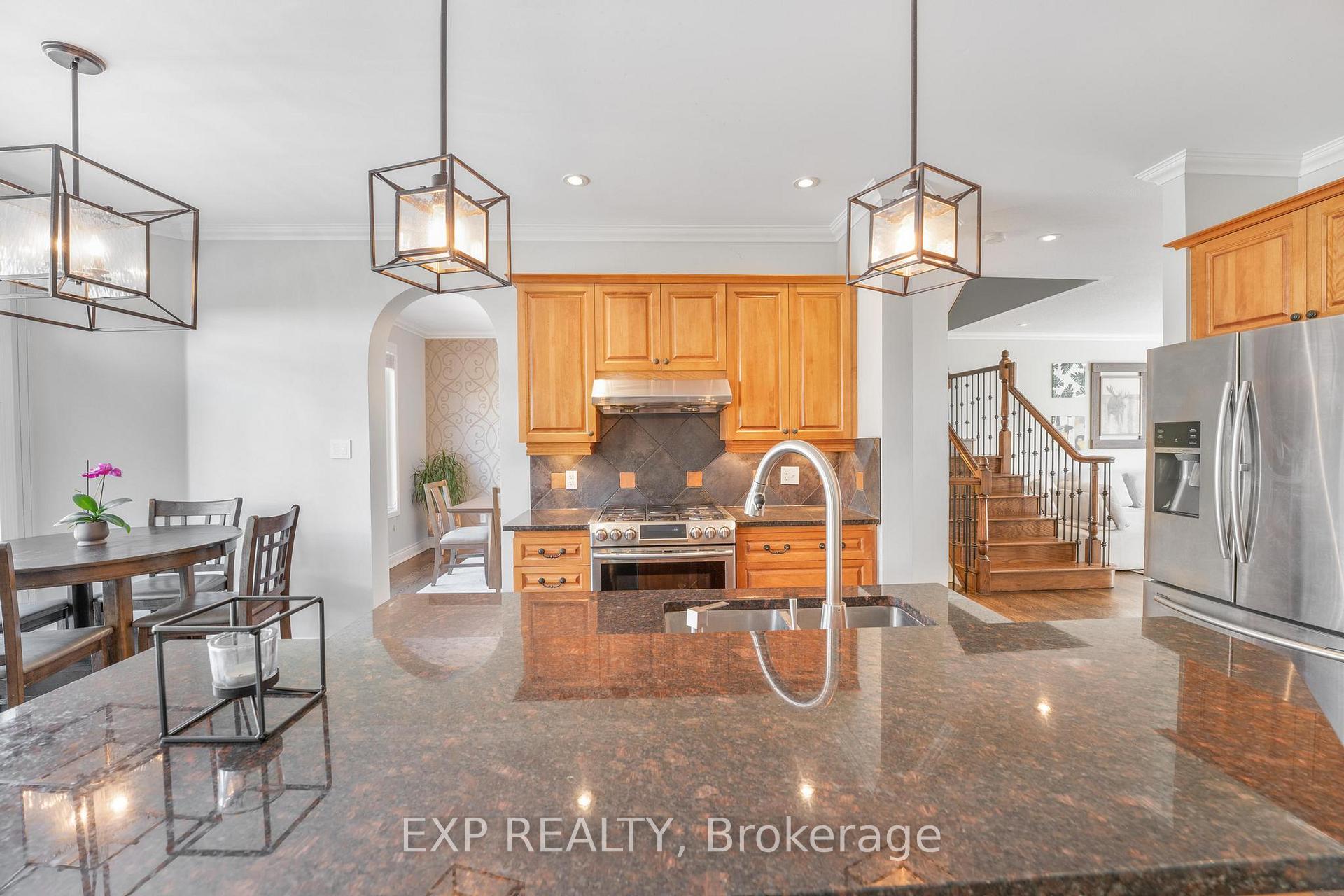 Photo 10 of 1157 Elmlea Drive, Ottawa, Beacon Hill South — HOMEH