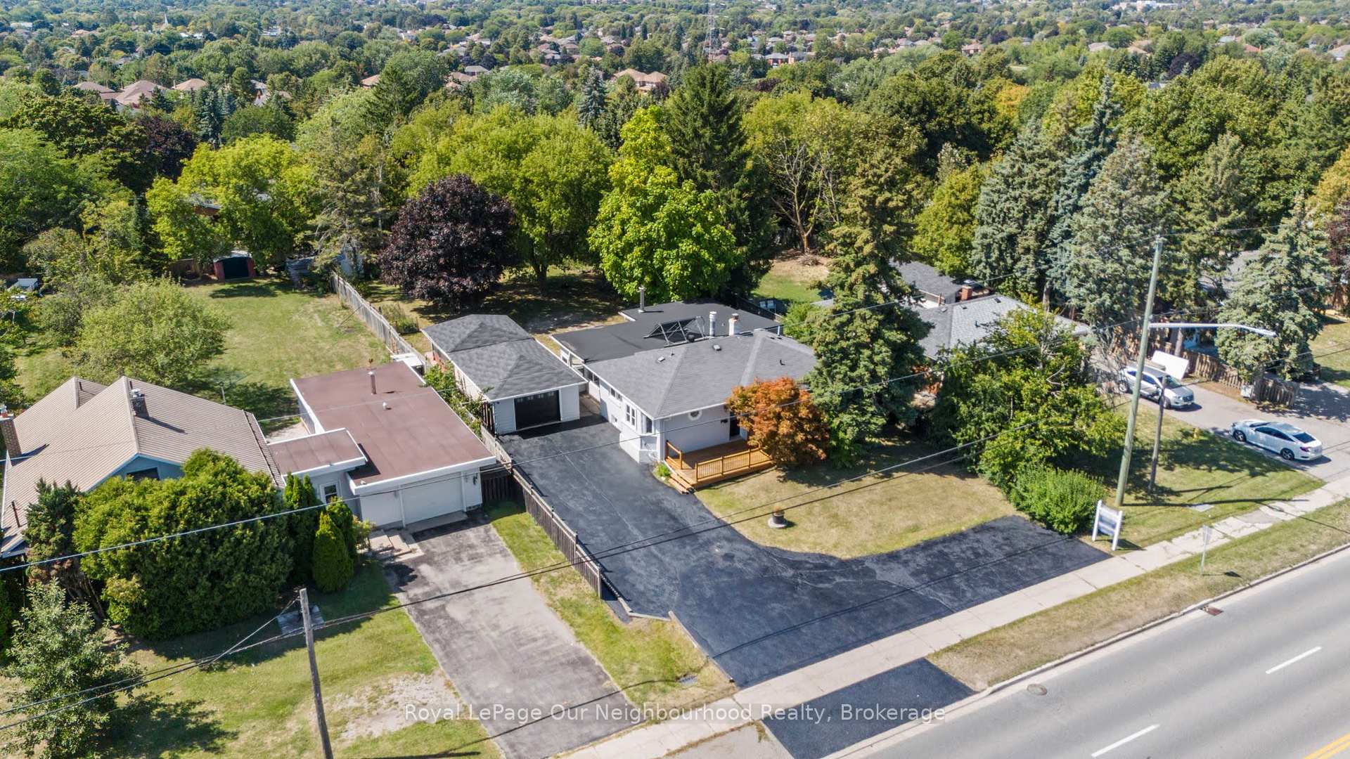 Photo 1 of Unit Bsmt, 144 Thickson Road N, Whitby, Blue Grass Meadows — HOMEH