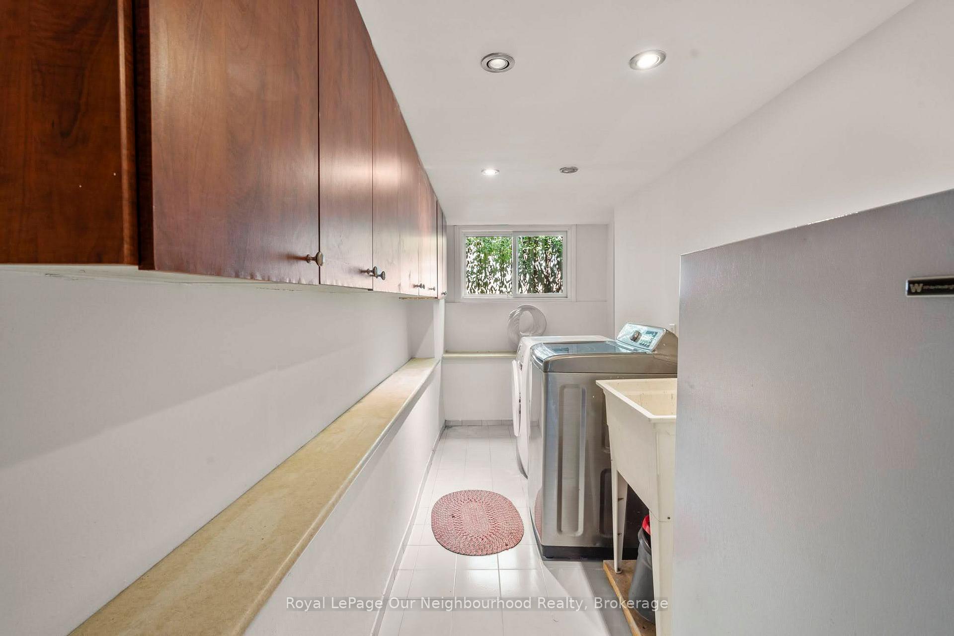 Photo 6 of Unit Bsmt, 144 Thickson Road N, Whitby, Blue Grass Meadows — HOMEH