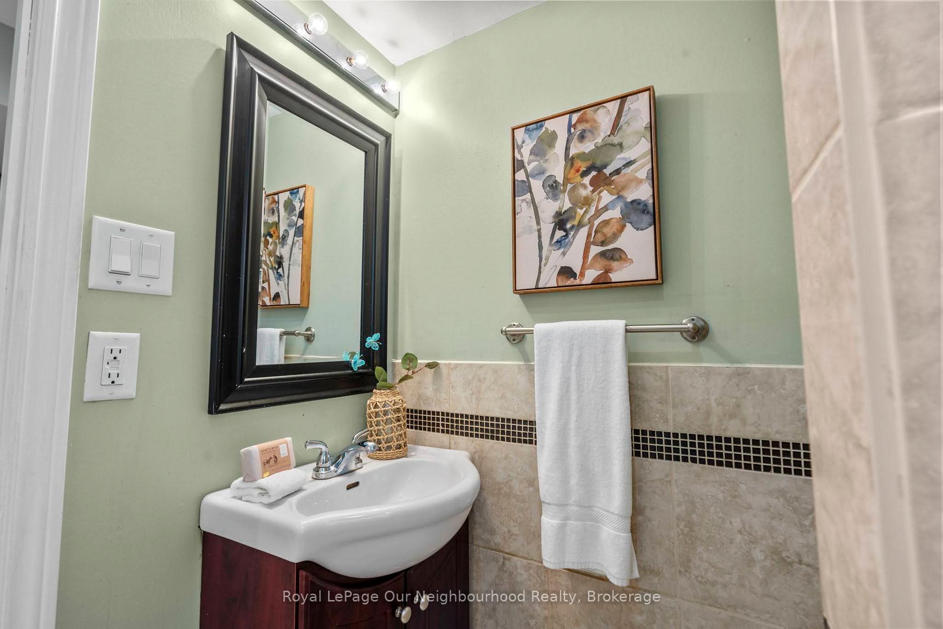 Photo 9 of Unit Bsmt, 144 Thickson Road N, Whitby, Blue Grass Meadows — HOMEH