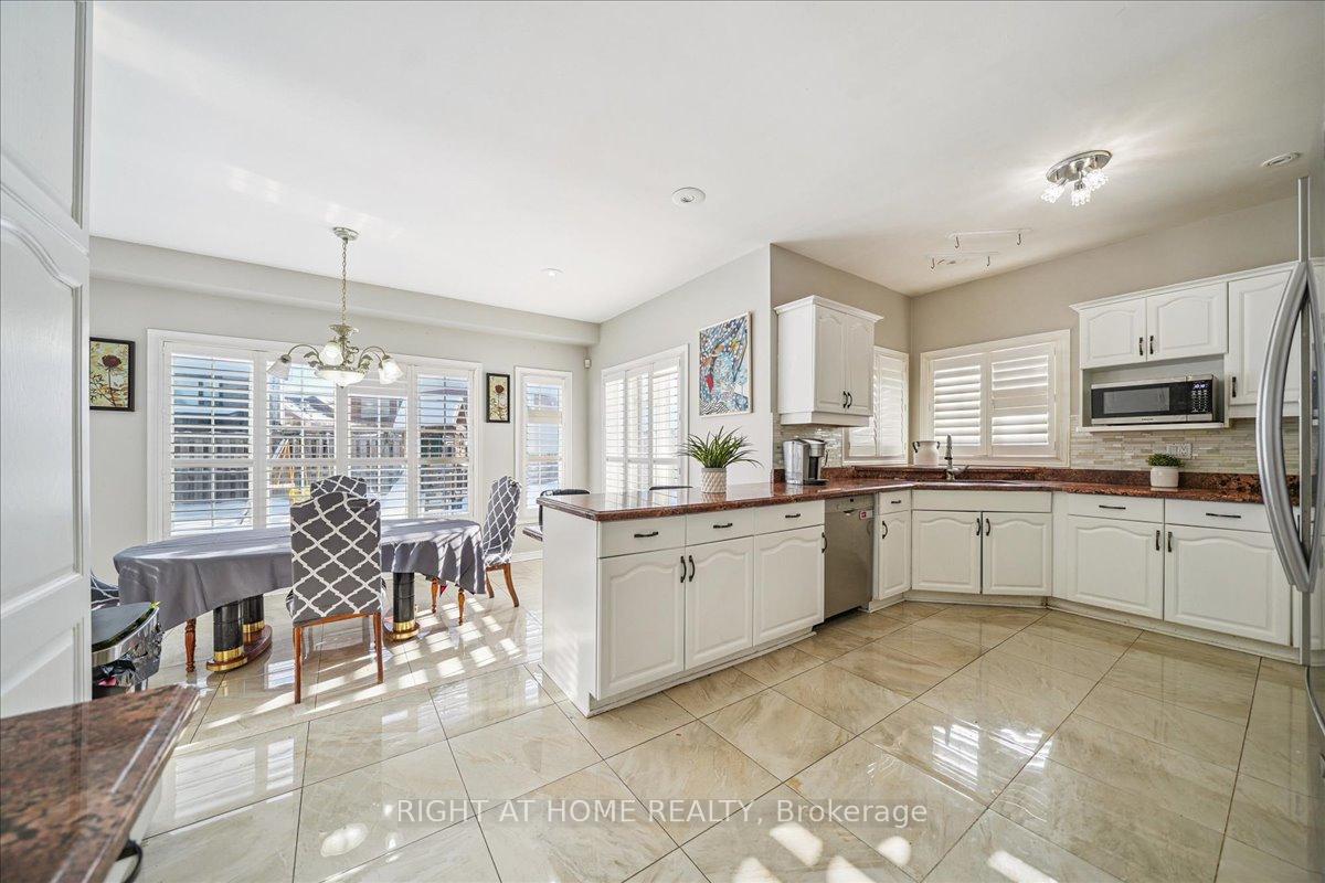 Photo 8 of 118 Bowles Drive, Ajax, Central West — HOMEH