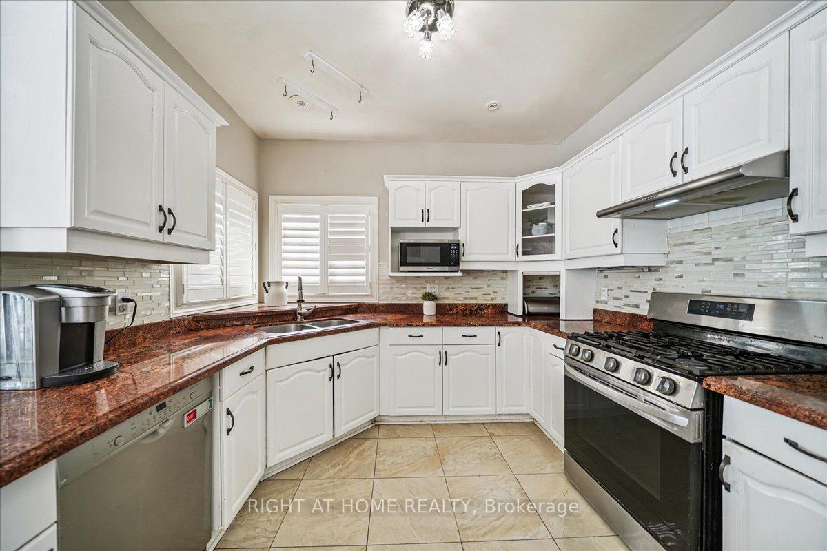 Photo 9 of 118 Bowles Drive, Ajax, Central West — HOMEH