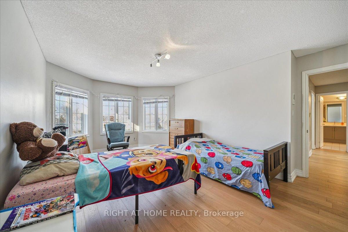 Photo 17 of 118 Bowles Drive, Ajax, Central West — HOMEH