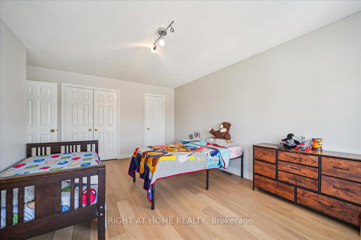 Photo 18 of 118 Bowles Drive, Ajax, Central West — HOMEH