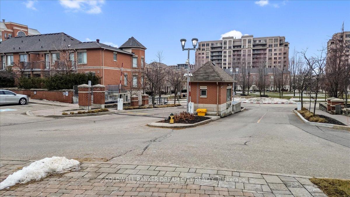 Photo 24 of Unit 723, 62 Suncrest Boulevard, Markham, Commerce Valley — HOMEH